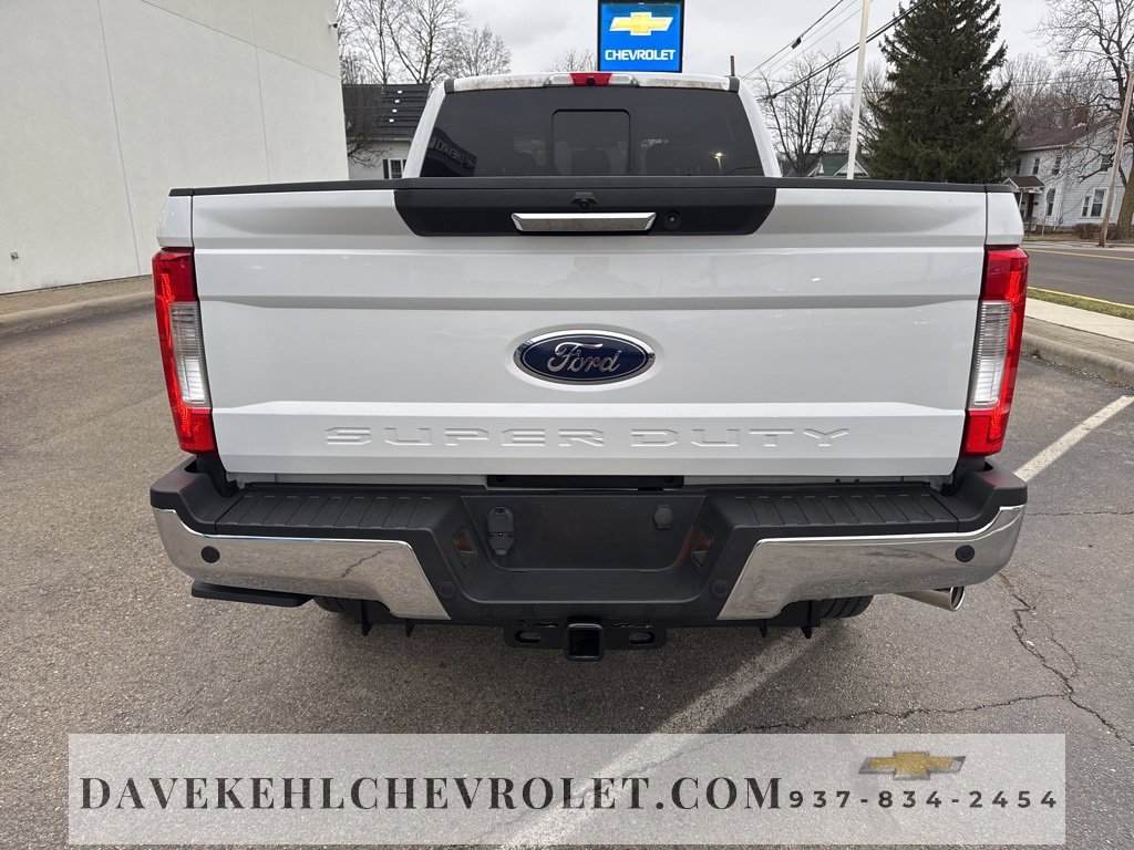 Used 2019 Ford F250 Lariat w/ Chrome Package image 4