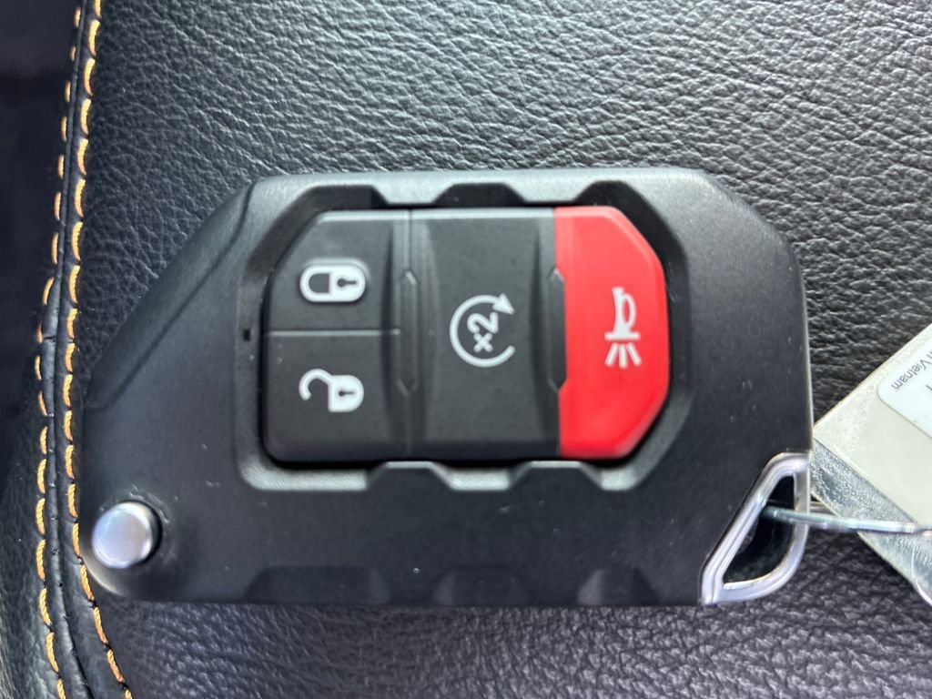 Used 2026 Jeep Wrangler Sahara image 30