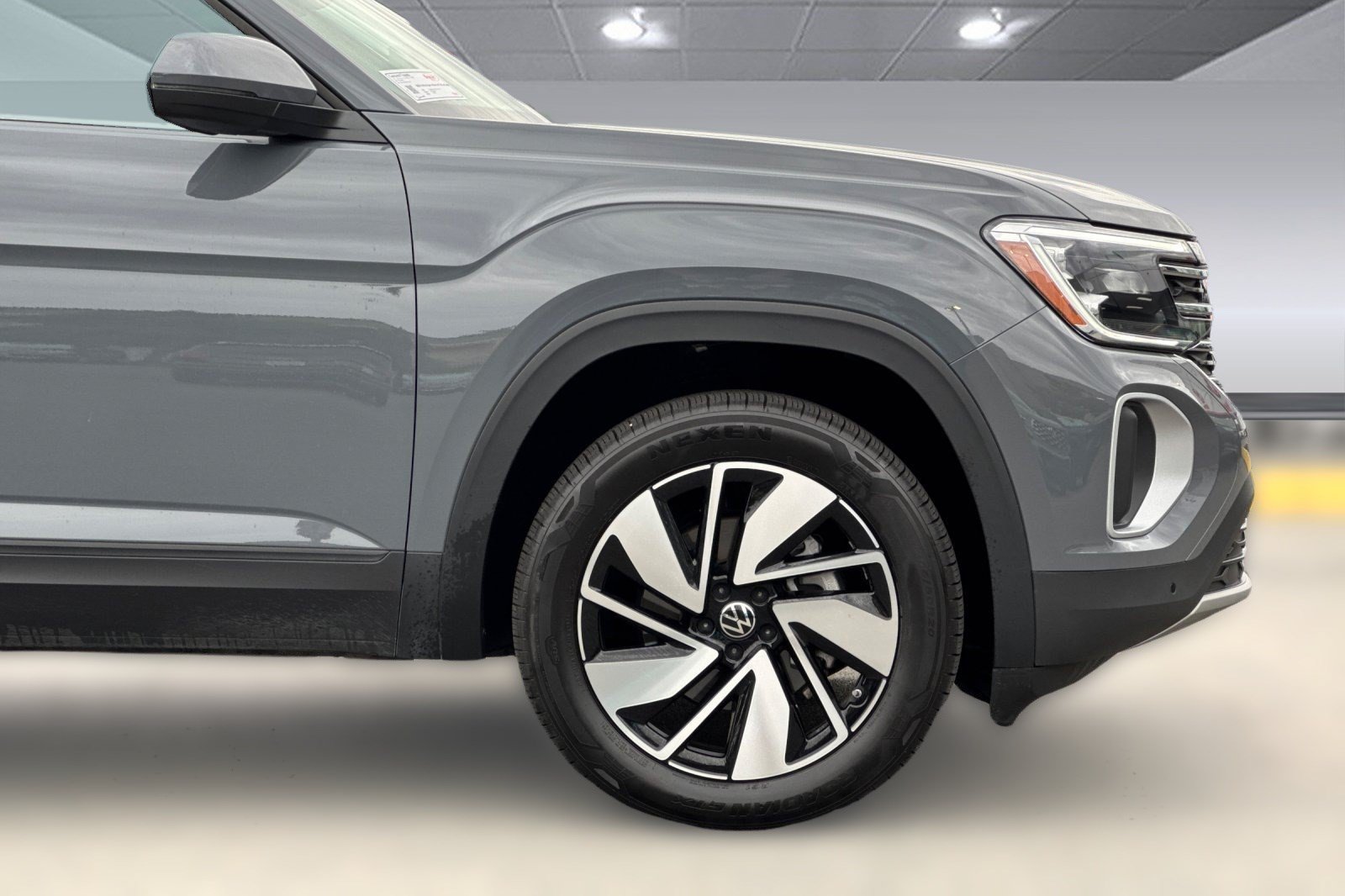 Used 2026 Volkswagen Atlas SE AWD/4WD image 36