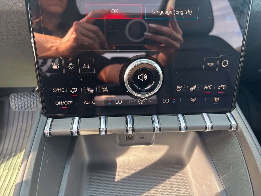 New 2026 GMC Terrain Elevation w/ Elevation Premium Package image 31