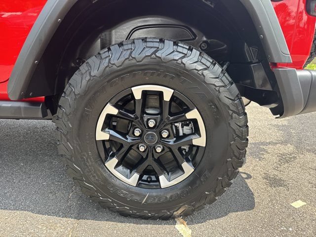 Certified 2025 Jeep Wrangler Unlimited Rubicon 4xe w/ Safety Group AWD/4WD image 22