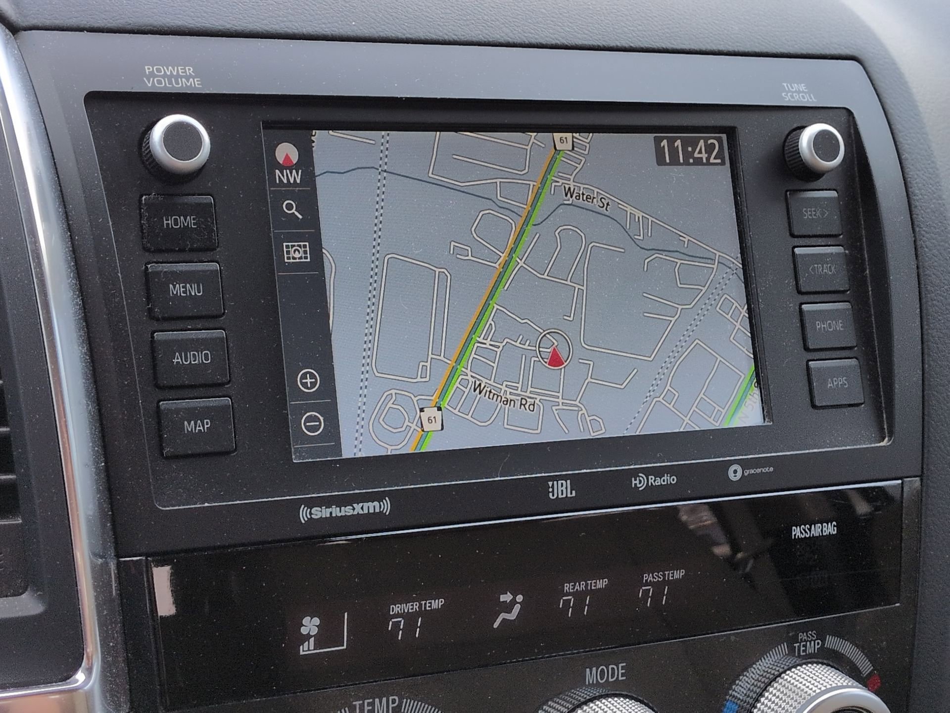 Used 2021 Toyota Sequoia Limited w/ Safety & Convenience Package image 14