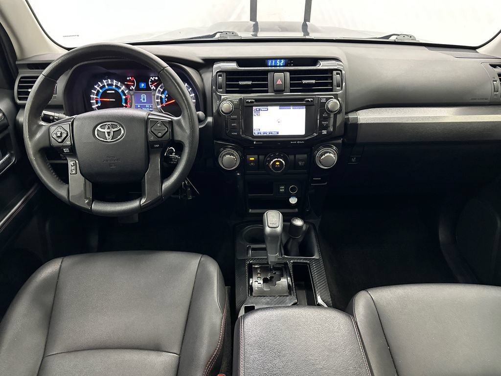 Used 2018 Toyota 4Runner TRD Off-Road Premium AWD/4WD image 23