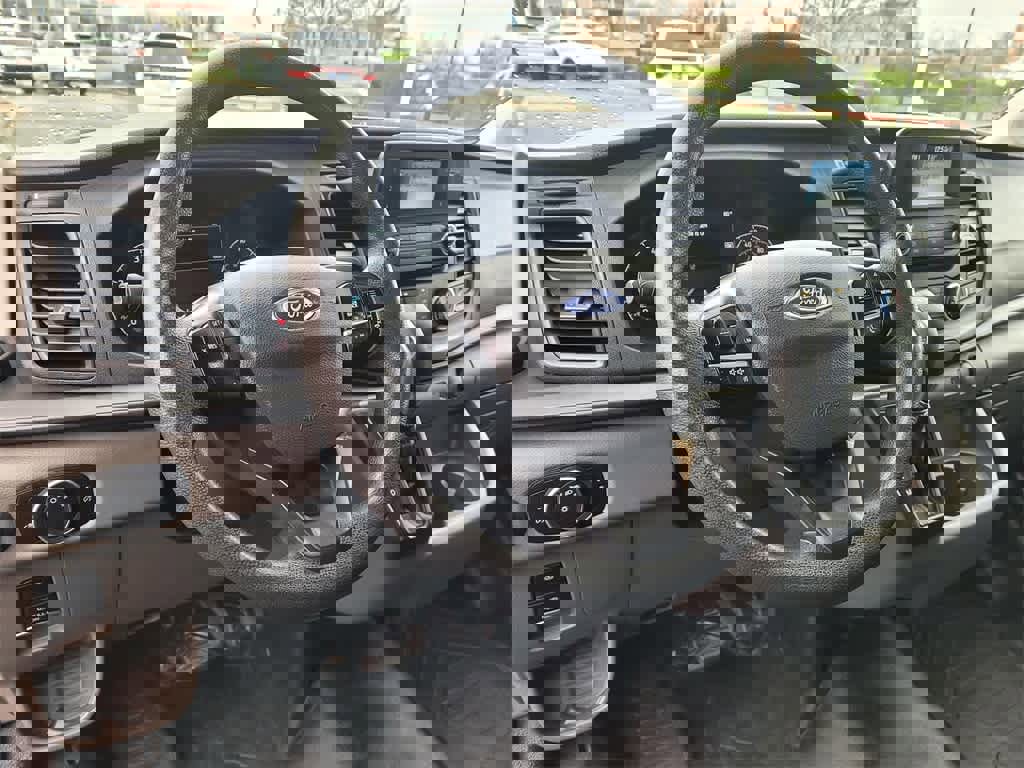 Used 2023 Ford Transit 250 Medium Roof image 9