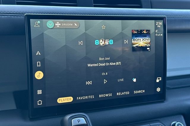 Used 2023 Land Rover Defender 130 SE image 17