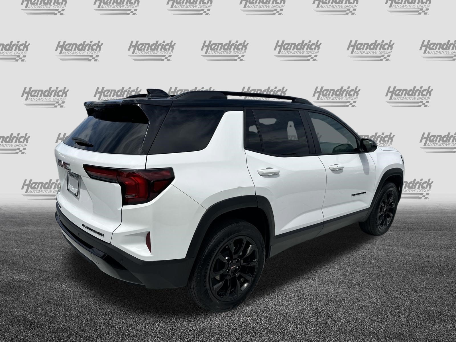 Used 2025 GMC Terrain Elevation w/ Black Edition AWD/4WD image 10