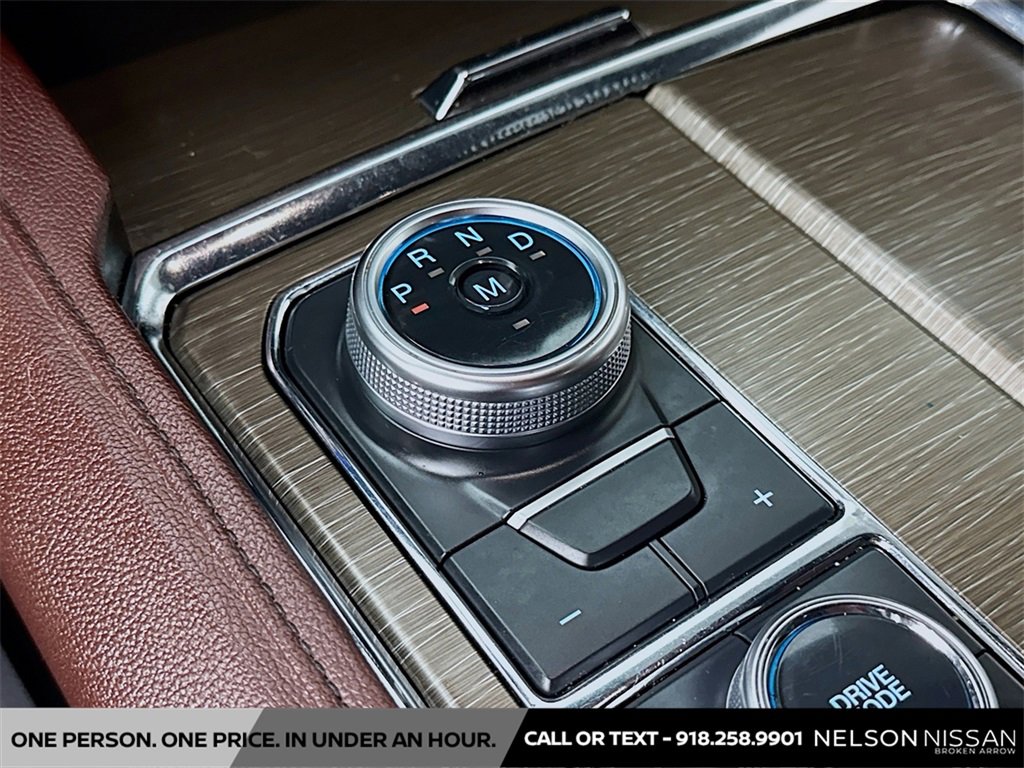 Used 2022 Ford Expedition Limited image 17