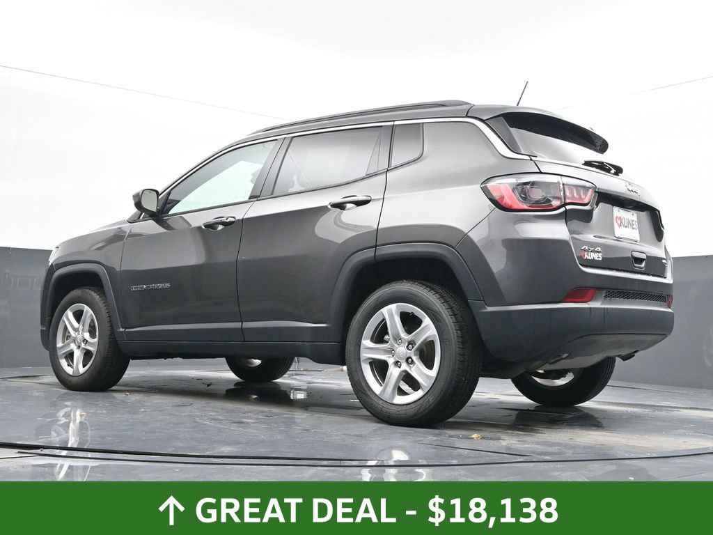 Used 2024 Jeep Compass Latitude image 58