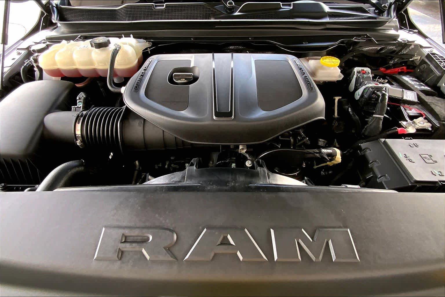 Used 2025 RAM 1500 Classic Warlock image 30