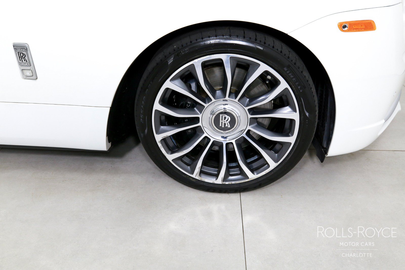 Certified 2020 Rolls-Royce Dawn RWD image 29