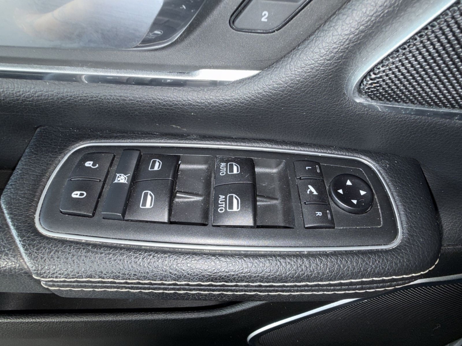 Used 2020 RAM 1500 Laramie AWD/4WD image 15