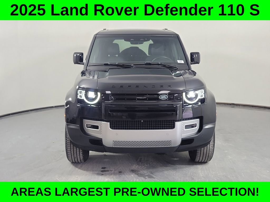Used 2025 Land Rover Defender 110 S AWD/4WD image 2