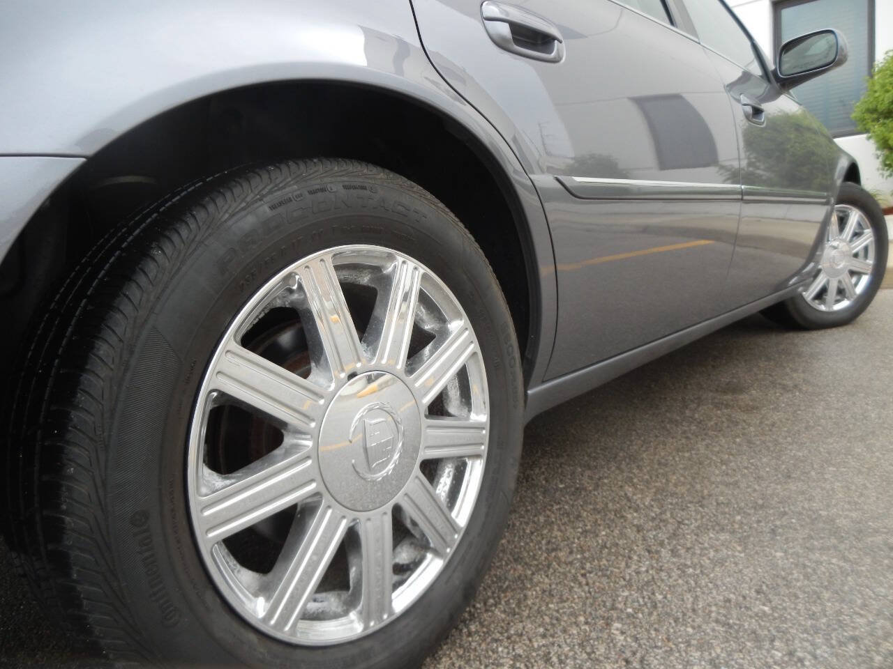Used 2007 Cadillac DTS Luxury II FWD image 19