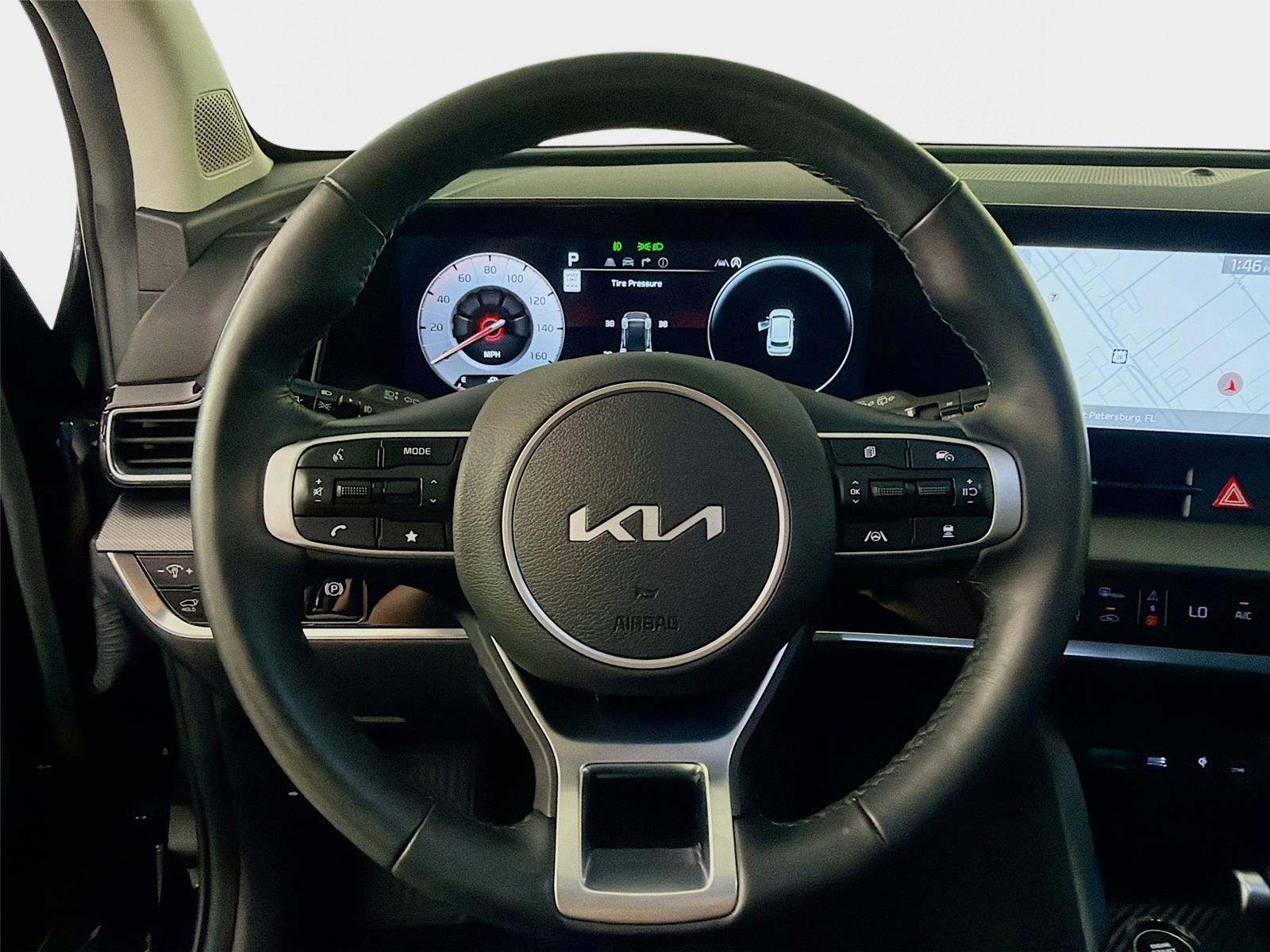Certified 2025 Kia Sportage SX FWD image 12