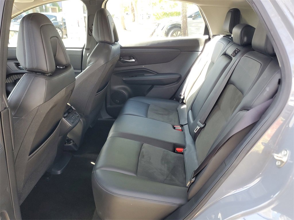 Certified 2024 Nissan Ariya AWD image 11