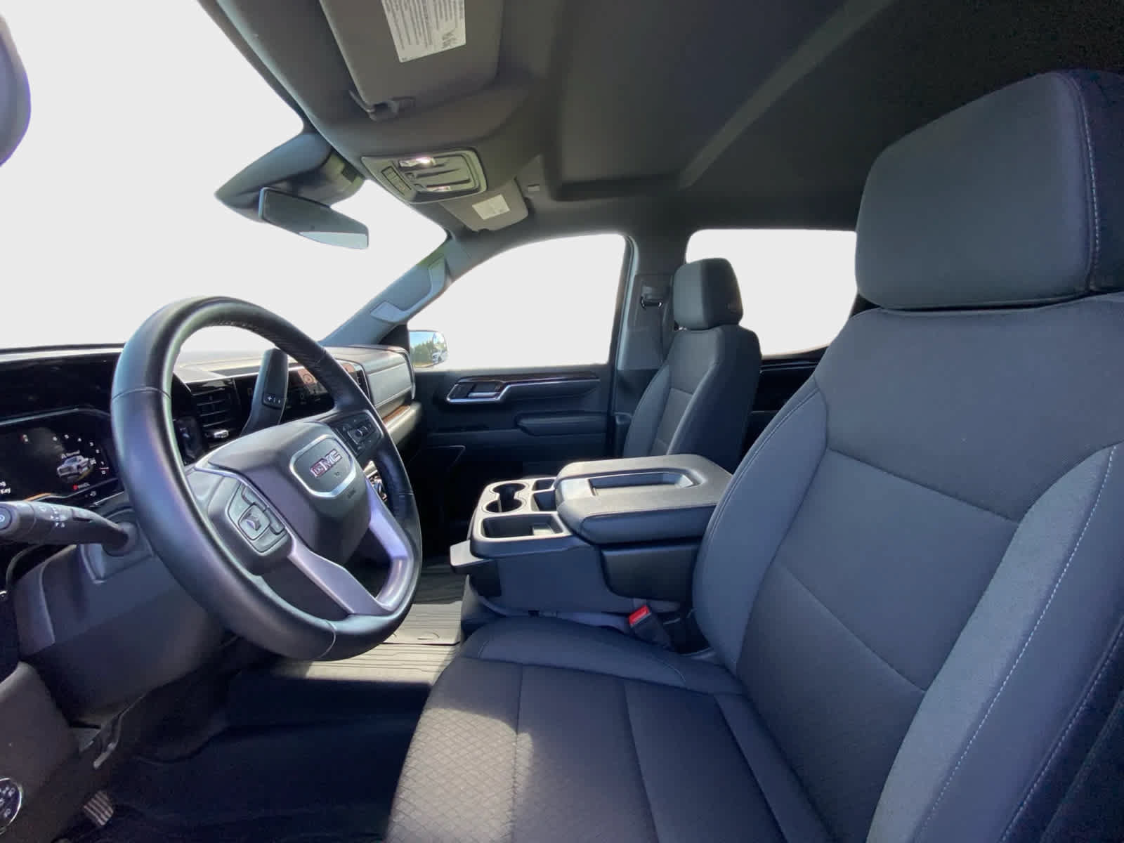 Used 2024 GMC Sierra 1500 Elevation AWD/4WD image 11
