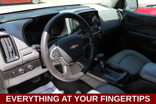 Used 2020 Chevrolet Colorado W/T w/ WT Convenience Package AWD/4WD image 2