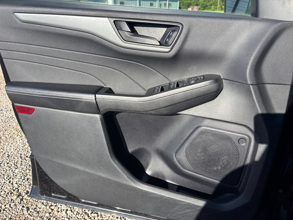 Used 2023 Ford Escape Active FWD image 13