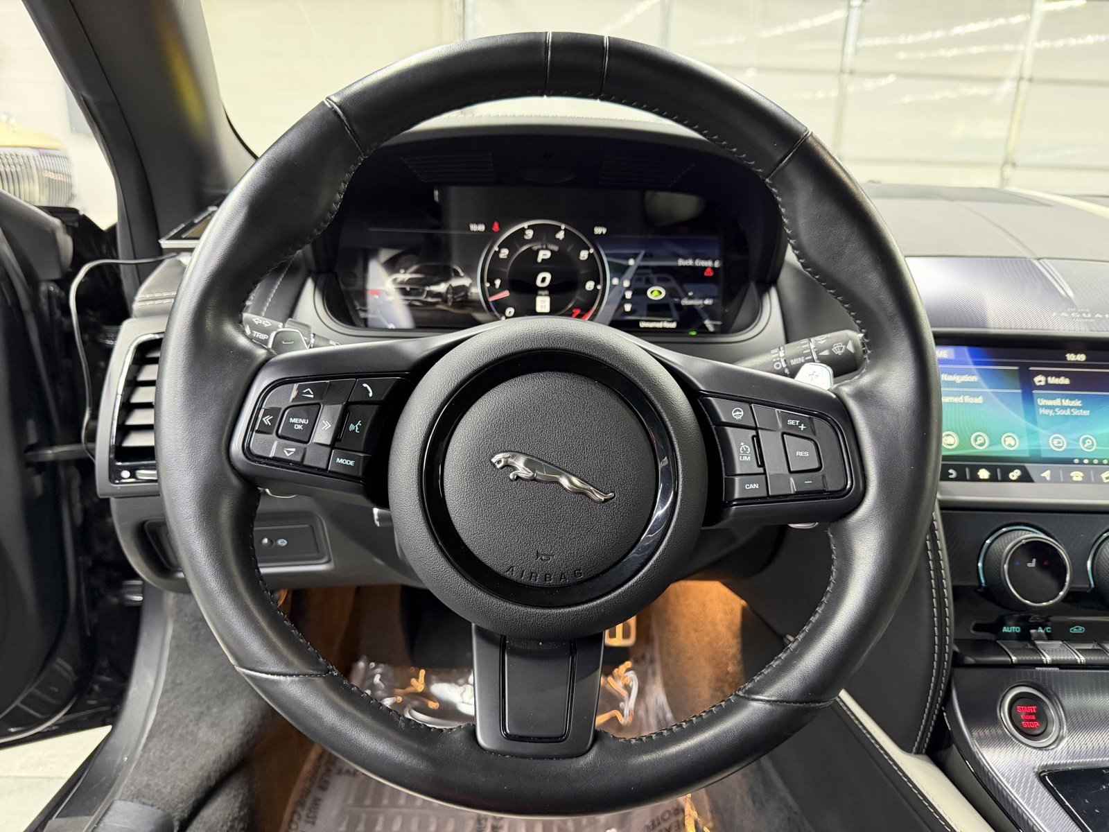 Used 2023 Jaguar F-TYPE R-Dynamic image 13