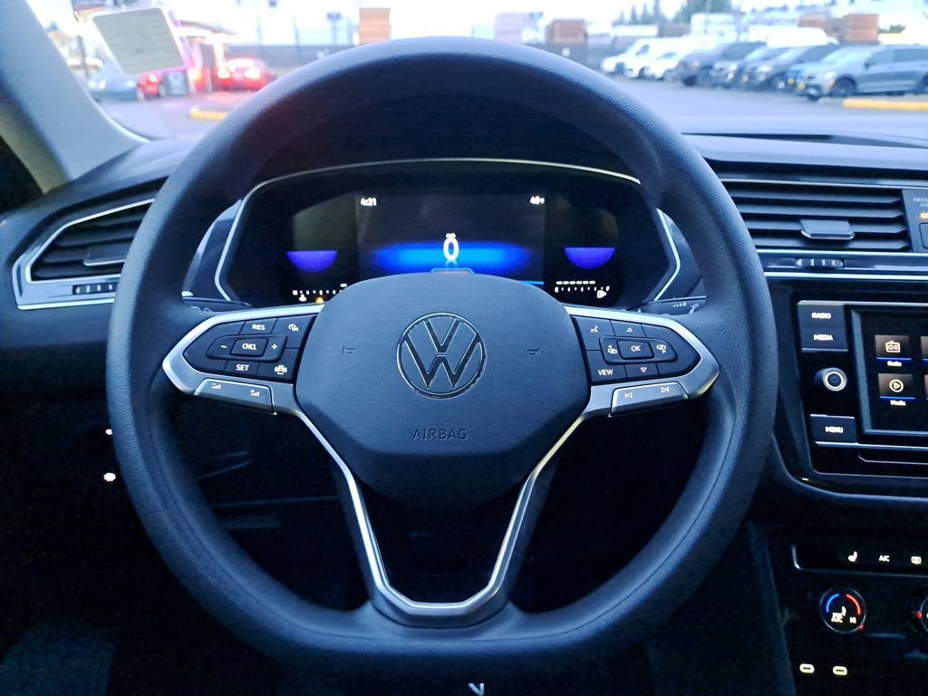 Used 2023 Volkswagen Tiguan S image 20