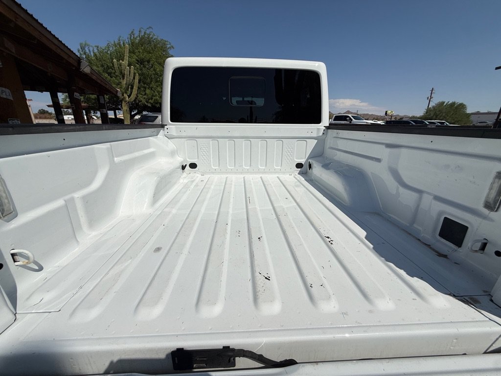 Used 2021 Jeep Gladiator Rubicon AWD/4WD image 9