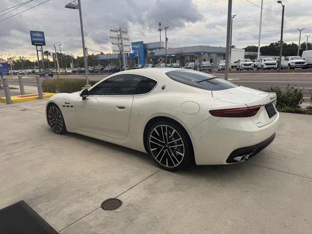 Used 2024 Maserati GranTurismo Modena image 3