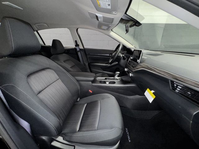 New 2026 Nissan Altima 2.5 SV FWD image 7