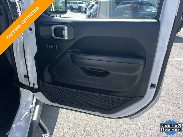 Certified 2021 Jeep Gladiator Rubicon AWD/4WD image 22