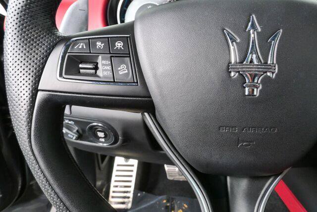 Used 2022 Maserati Levante Modena AWD/4WD image 29