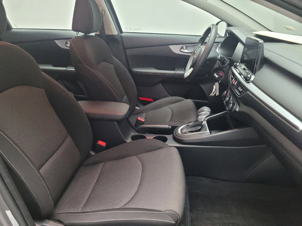 Used 2024 Kia Forte LXS image 21