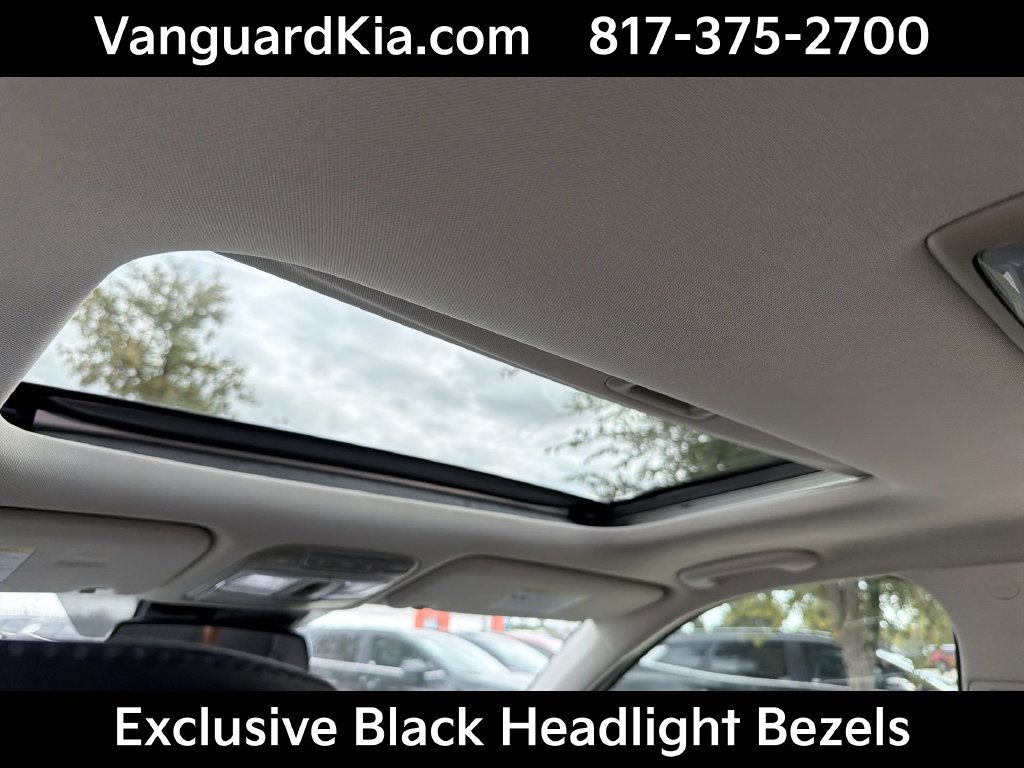 Certified 2022 Kia Telluride EX w/ EX Premium Package AWD/4WD image 19