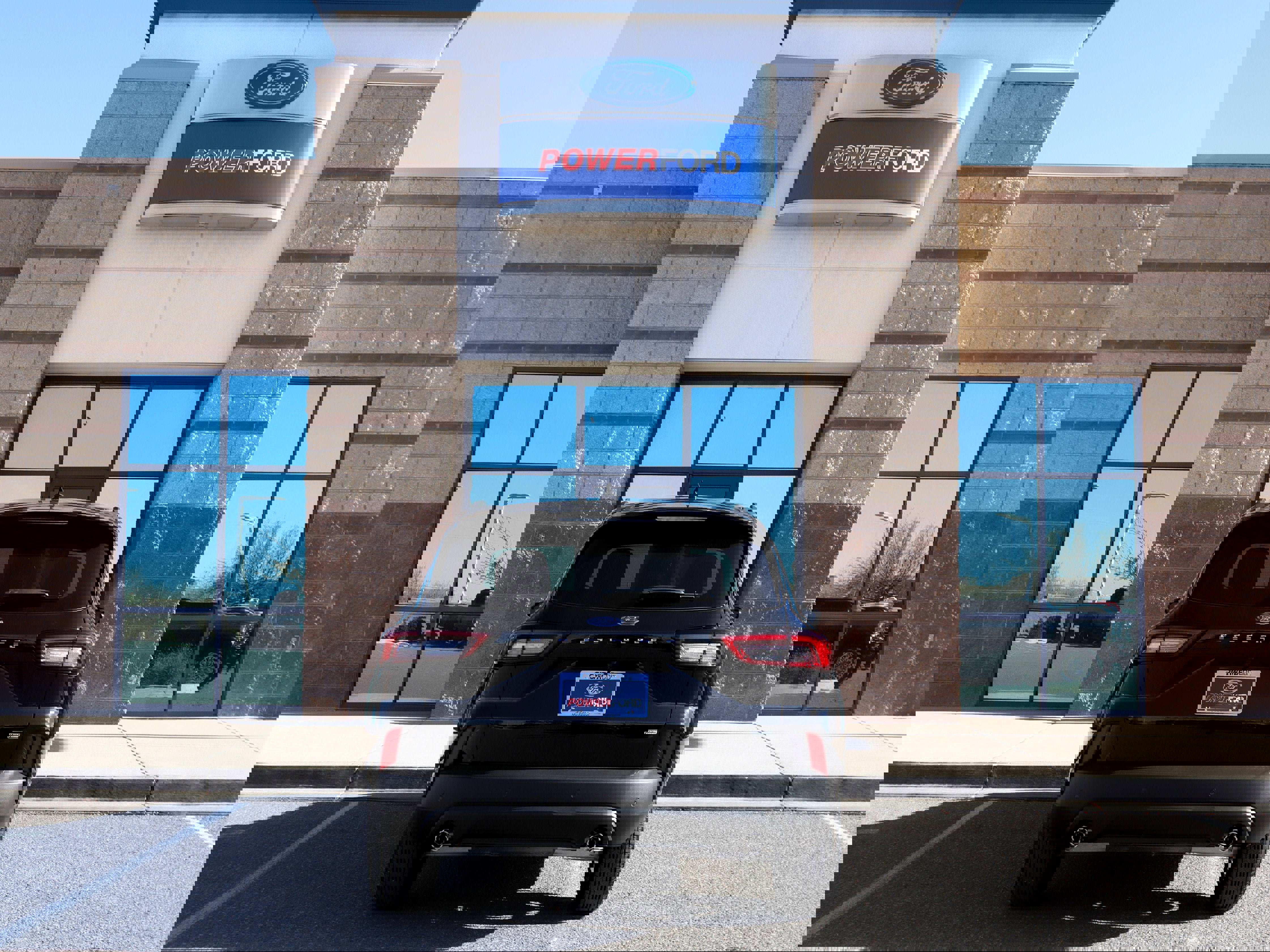 New 2025 Ford Escape ST-Line w/ Equipment Group 301A image 7