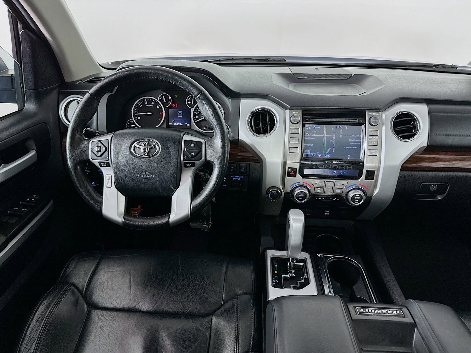 Used 2016 Toyota Tundra Limited w/ Limited Premium Package image 24