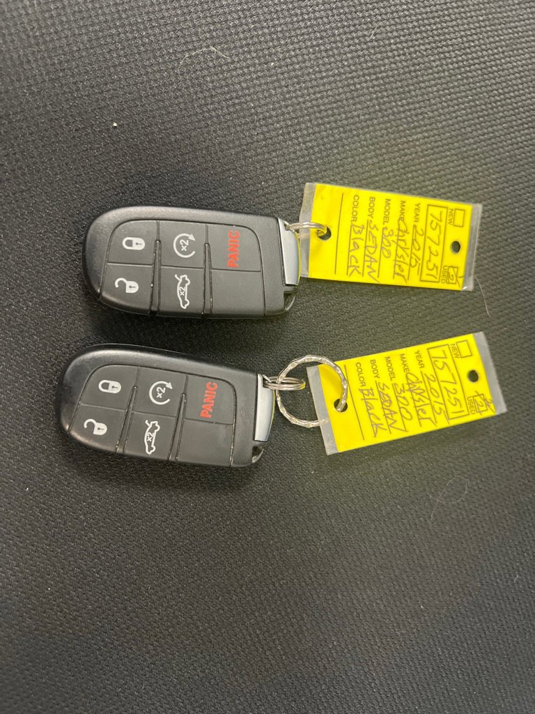 Used 2015 Chrysler 300 Limited w/ 300 Premium Group image 39