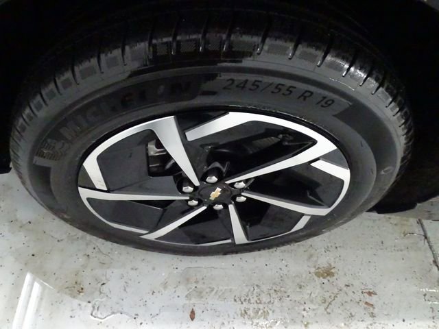 Used 2025 Chevrolet Equinox EV LT image 22