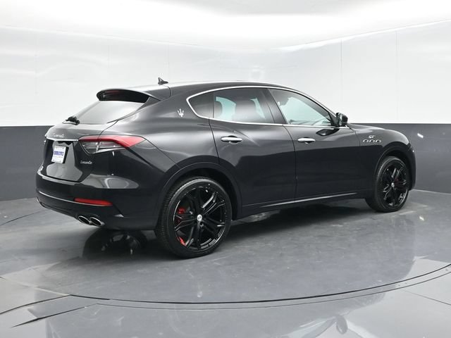 Used 2023 Maserati Levante GT AWD/4WD image 8