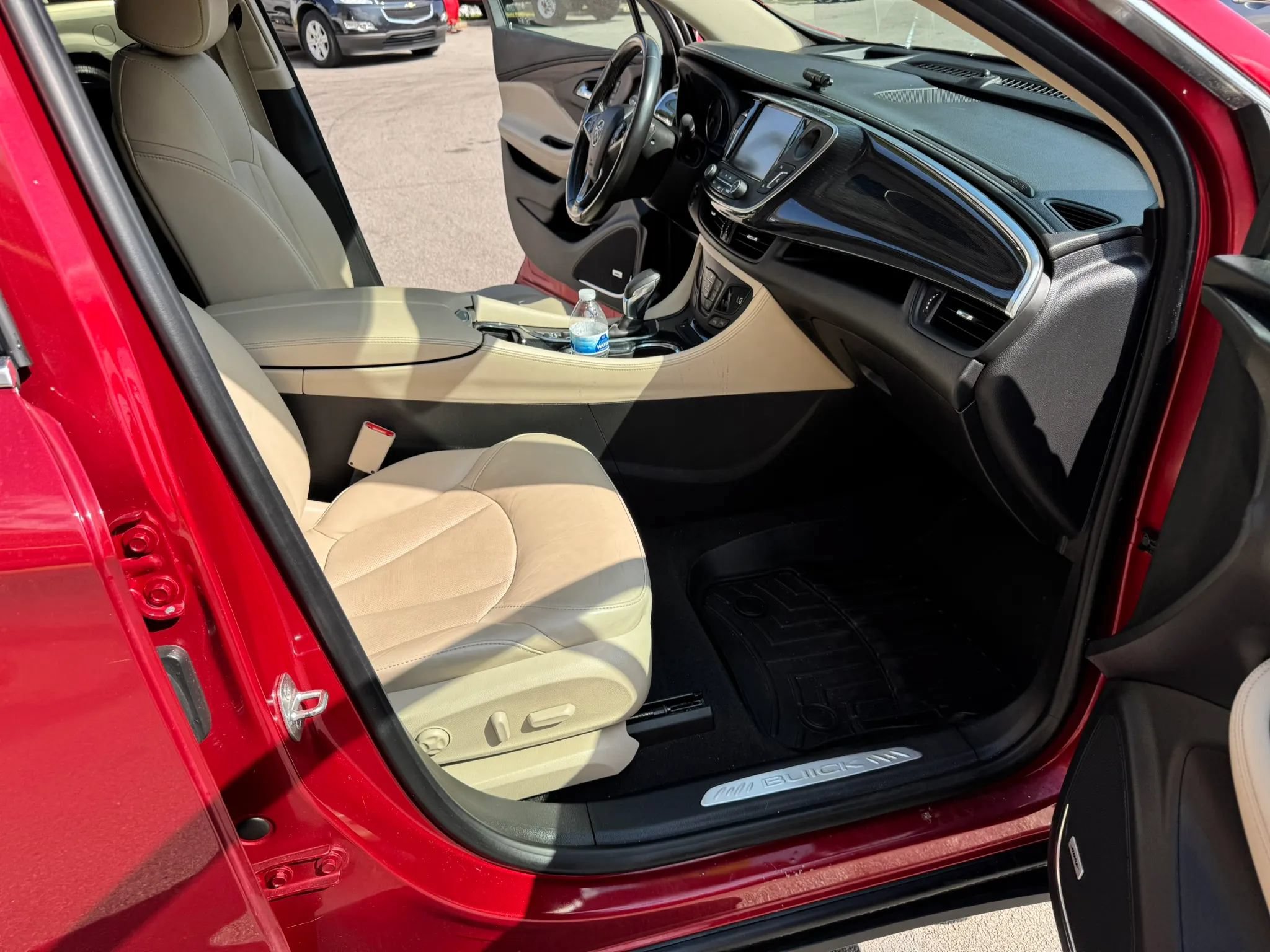 Used 2018 Buick Envision Premium w/ Driver Confidence Package AWD/4WD image 24