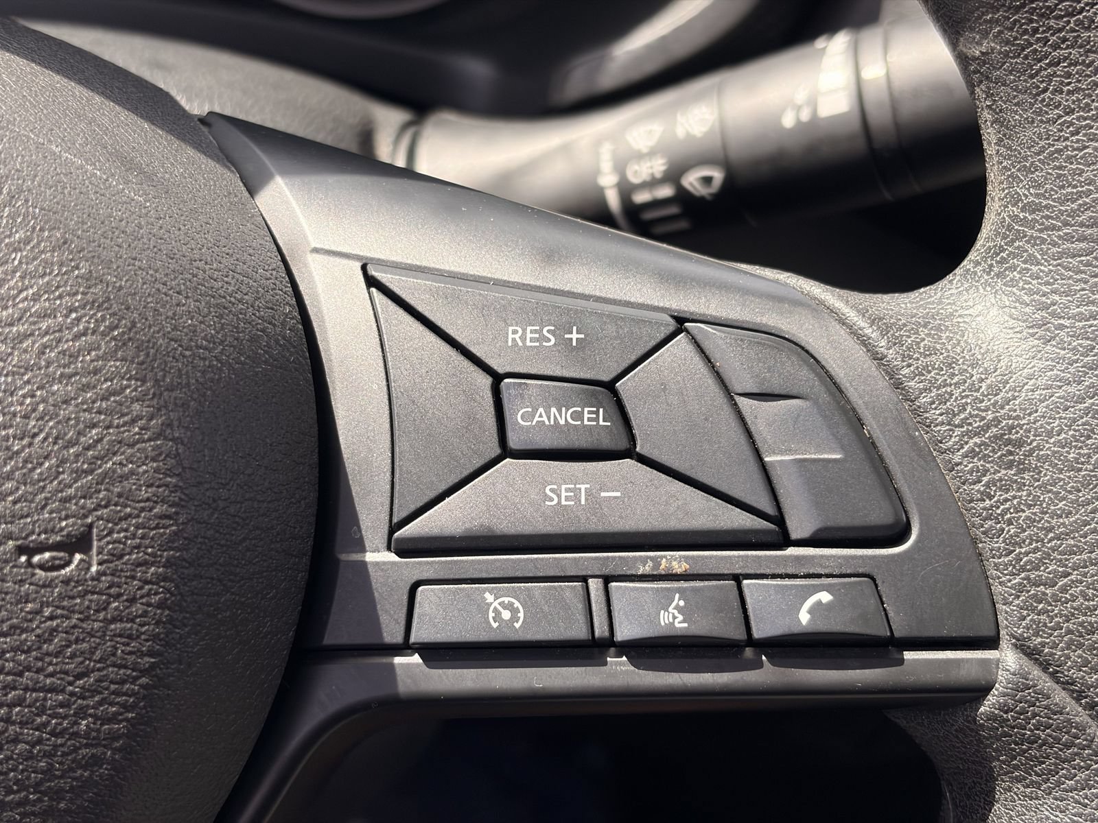 Used 2024 Nissan Sentra S FWD image 29