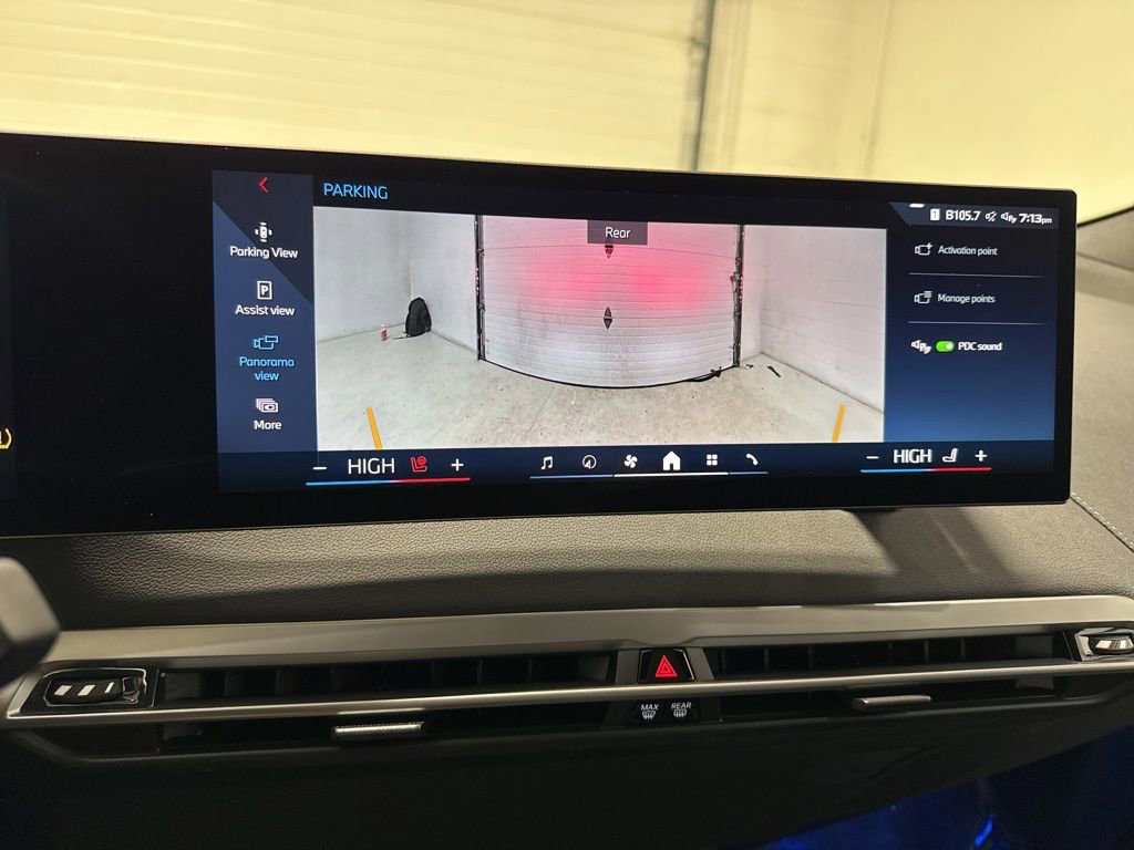 Used 2025 BMW iX M60 image 29