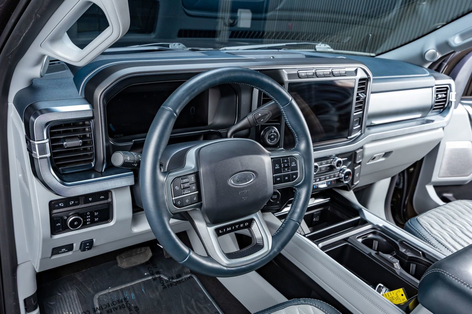 Used 2024 Ford F250 Limited w/ FX4 Off-Road Package image 16