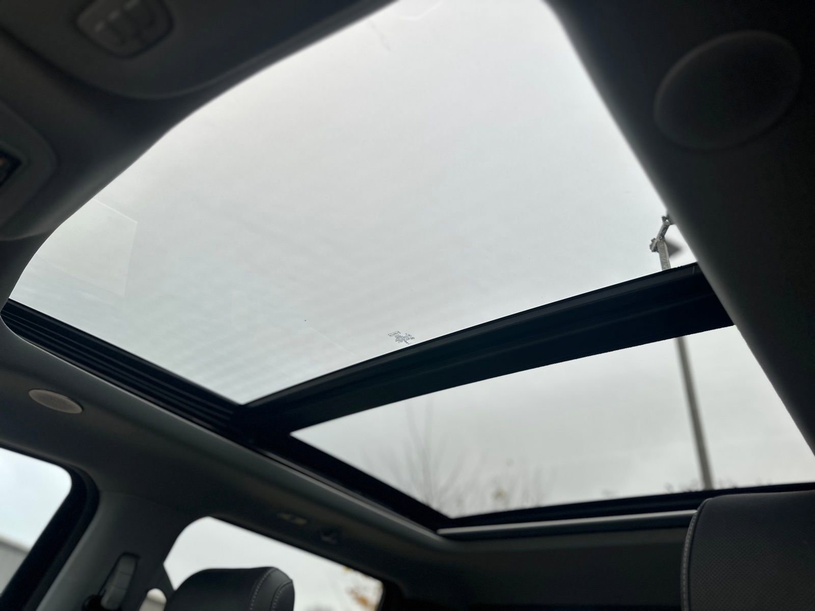 Used 2023 Ford F350 Lariat w/ Lariat Ultimate Package image 12