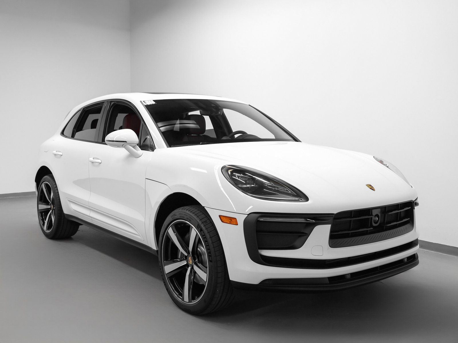 New 2026 Porsche Macan image 10