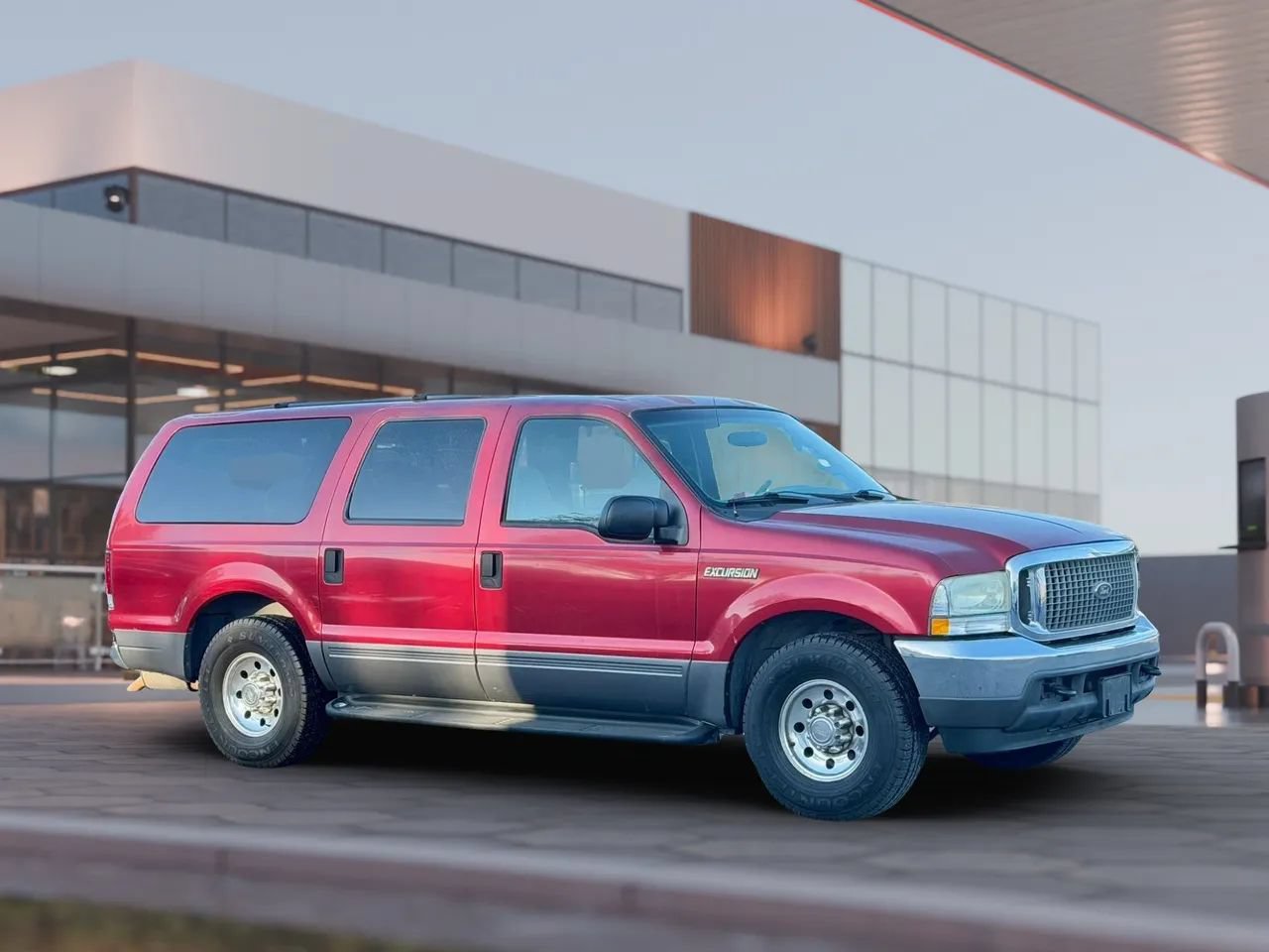 Used 2003 Ford Excursion XLT RWD image 12