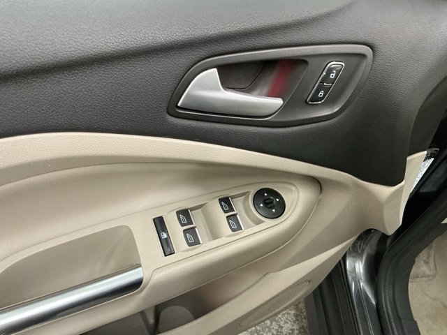 Used 2016 Ford C-MAX Energi SEL w/ Equipment Group 302A image 14