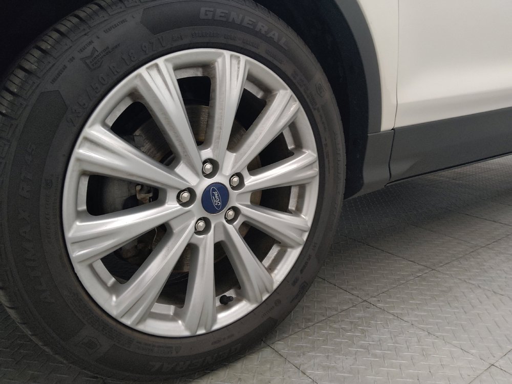 Used 2019 Ford Escape SEL AWD/4WD image 31