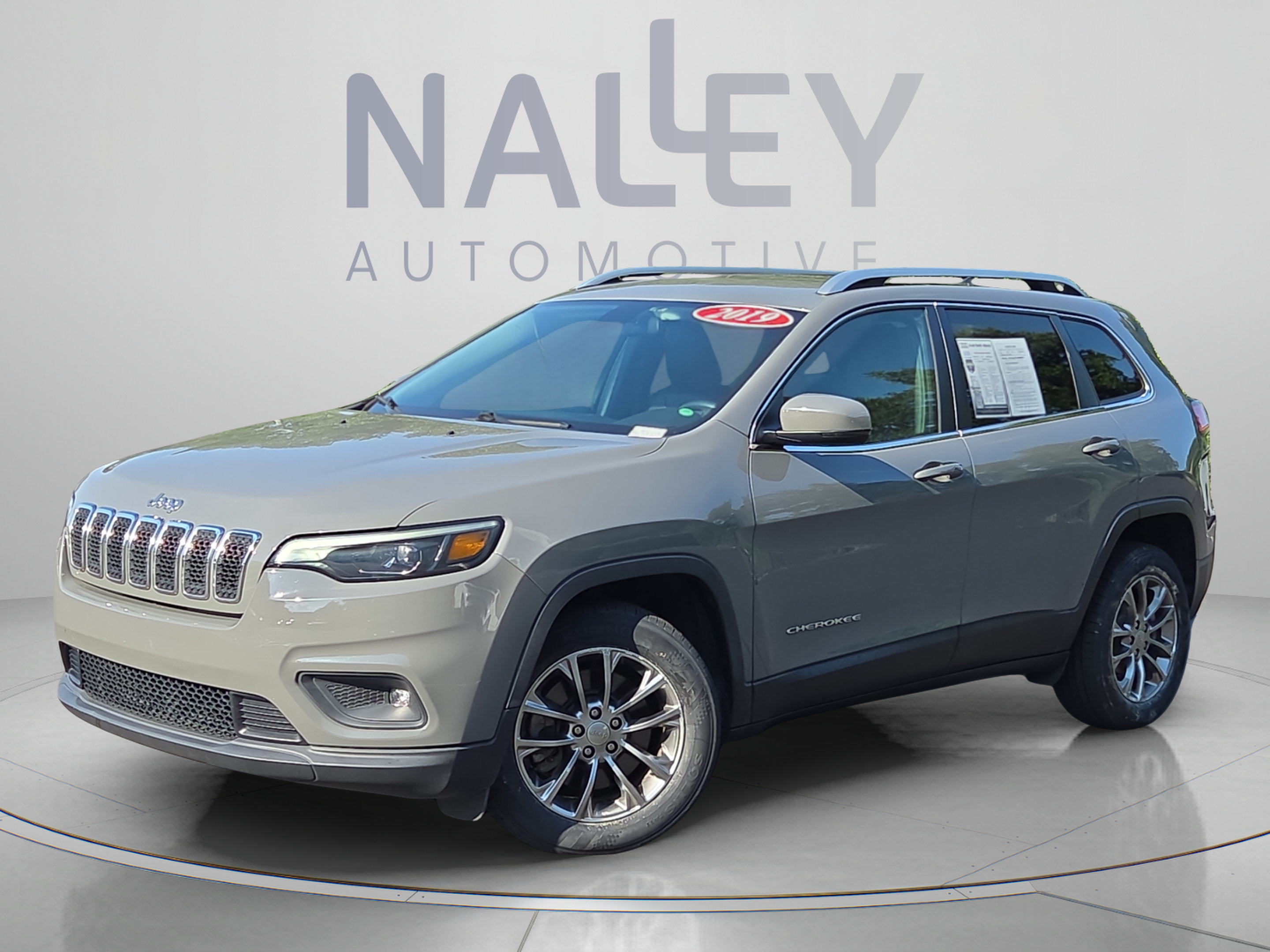 Used 2019 Jeep Cherokee Latitude Plus