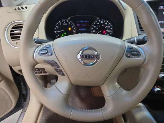 Used 2015 Nissan Pathfinder SL w/ SL Premium Package AWD/4WD image 14