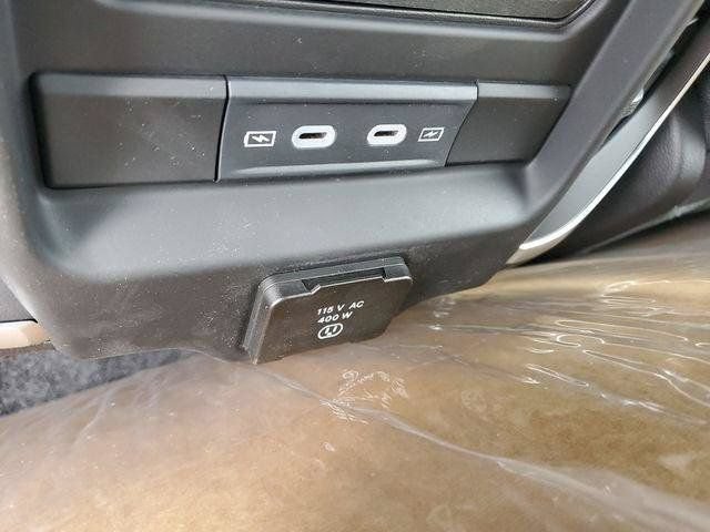 New 2026 RAM 1500 Big Horn AWD/4WD image 11