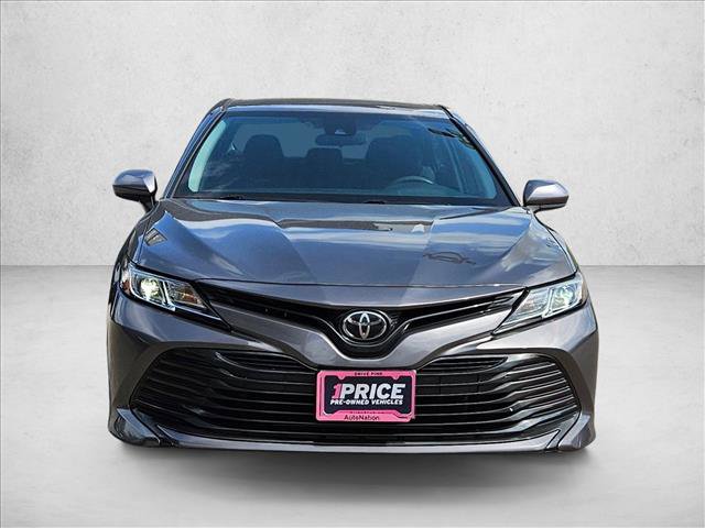 Used 2018 Toyota Camry FWD video 2