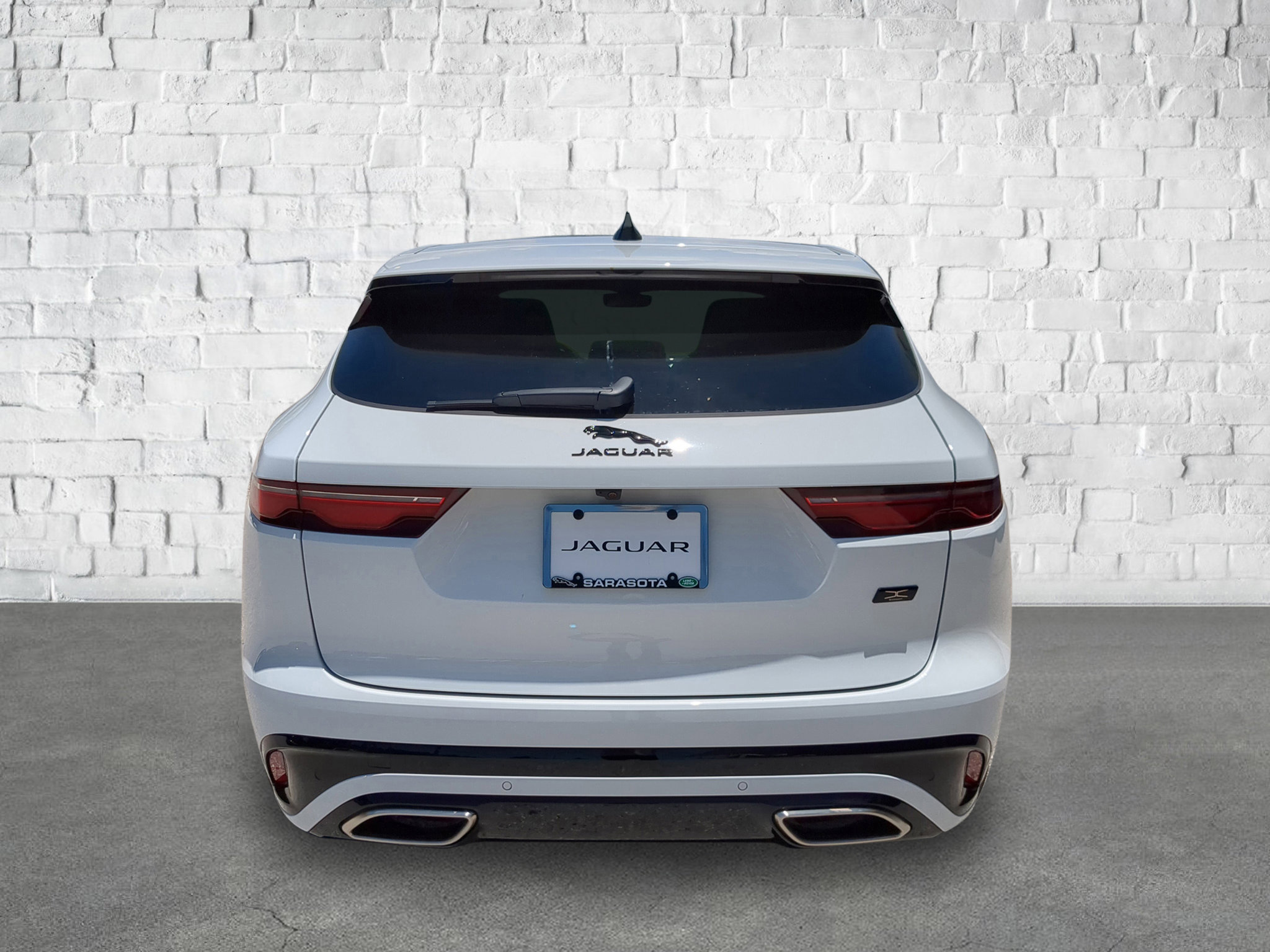 New 2026 Jaguar F-PACE R-Dynamic S image 7